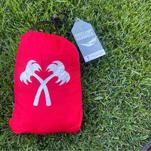 In-N-Out Burger Basecamp Hammock Red and White Palm Tree Design- Brand New Rare!